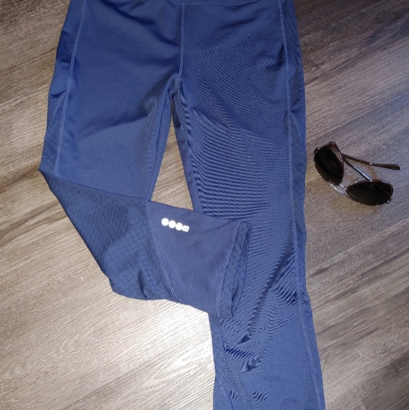 Leggings - Picture 2 of 3